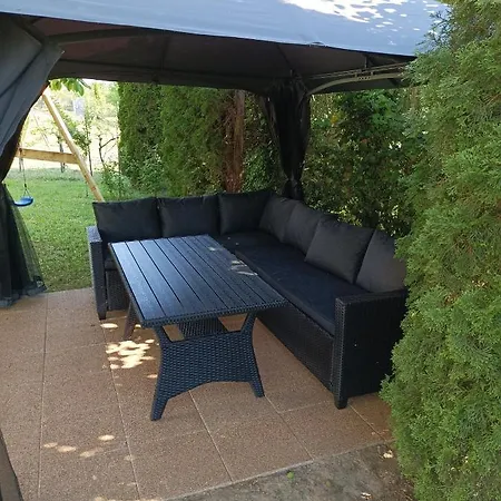 Daire Anita Zalakaros