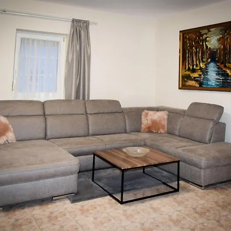 Anita Daire Zalakaros